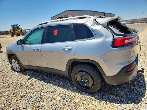 1C4PJMCS2HW565598 2017 JEEP GRAND CHEROKEE - Image 2