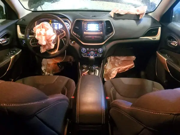 1C4PJMCS2HW615500 2017 JEEP GRAND CHEROKEE - Image 8