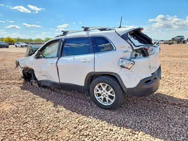 1C4PJMCS3HD227557 2017 JEEP GRAND CHEROKEE - Image 2