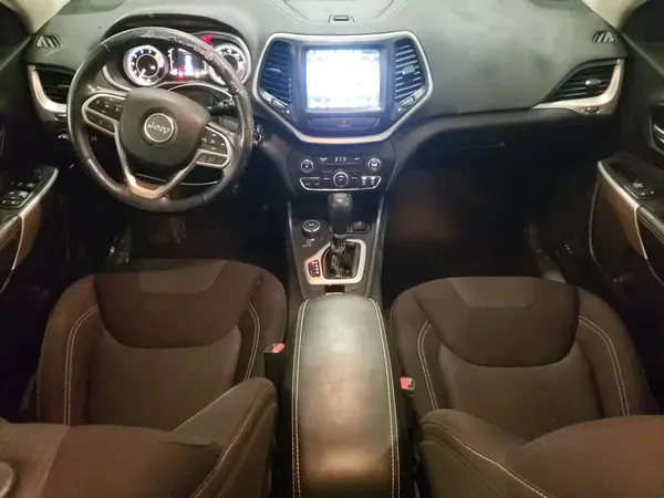 1C4PJMCS3HW606482 2017 JEEP GRAND CHEROKEE - Image 8