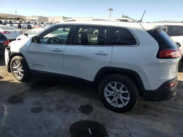 1C4PJMCS4GW294722 2016 JEEP GRAND CHEROKEE - Image 2
