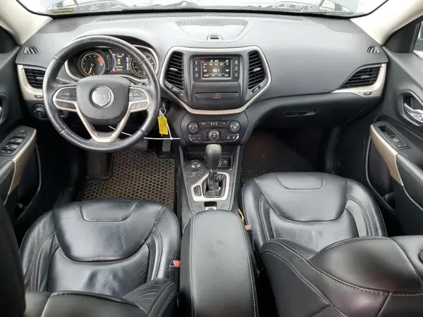 1C4PJMCS4HW575355 2017 JEEP GRAND CHEROKEE - Image 8