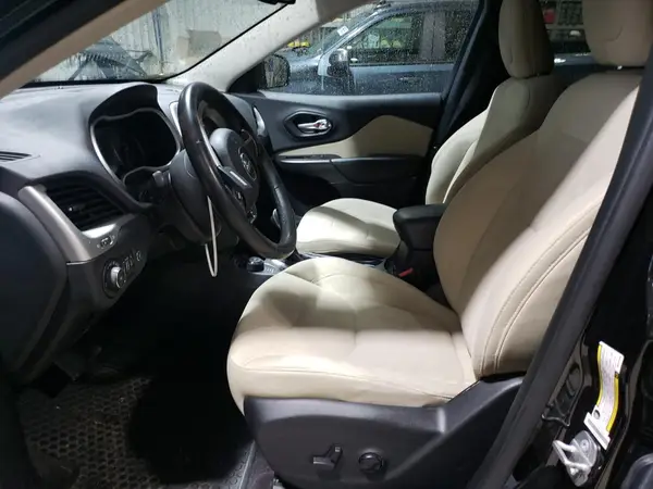 2016 JEEP GRAND CHEROKEE auction photo 7