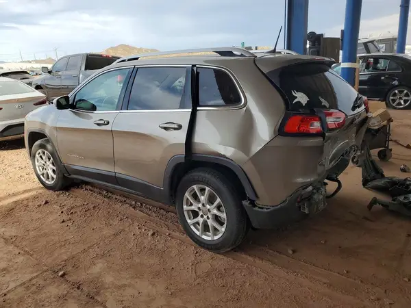 1C4PJMCS5HW564882 2017 JEEP GRAND CHEROKEE - Image 2
