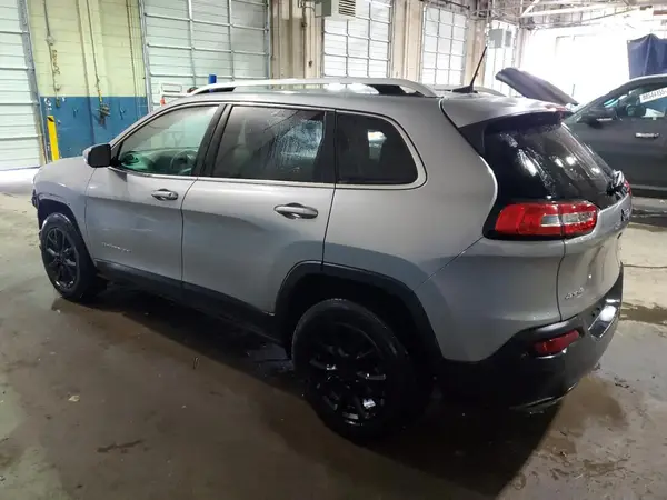 1C4PJMCS6HW531356 2017 JEEP GRAND CHEROKEE - Image 2