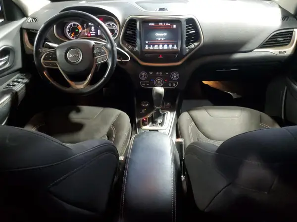 1C4PJMCS7HW563474 2017 JEEP GRAND CHEROKEE - Image 8