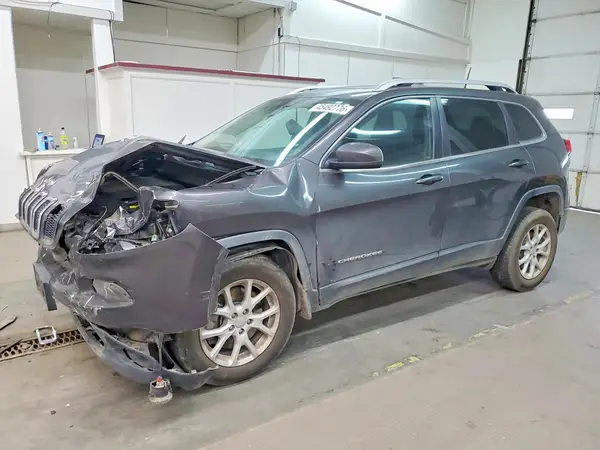 1C4PJMCS7HW565595 2017 JEEP GRAND CHEROKEE - Image 1