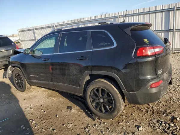 1C4PJMCS7HW626010 2017 JEEP GRAND CHEROKEE - Image 2