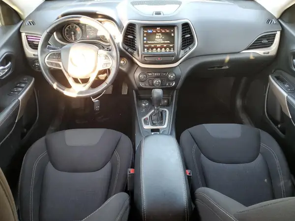 1C4PJMCS7HW626010 2017 JEEP GRAND CHEROKEE - Image 8
