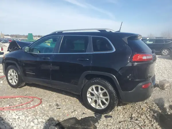 1C4PJMCS8HW576606 2017 JEEP GRAND CHEROKEE - Image 2