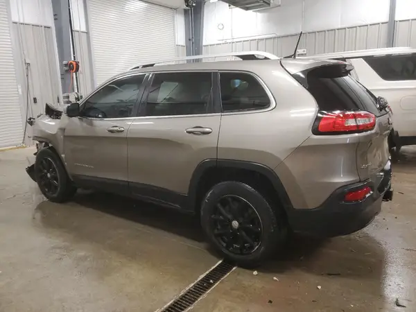 1C4PJMCSXGW261918 2016 JEEP GRAND CHEROKEE - Image 2