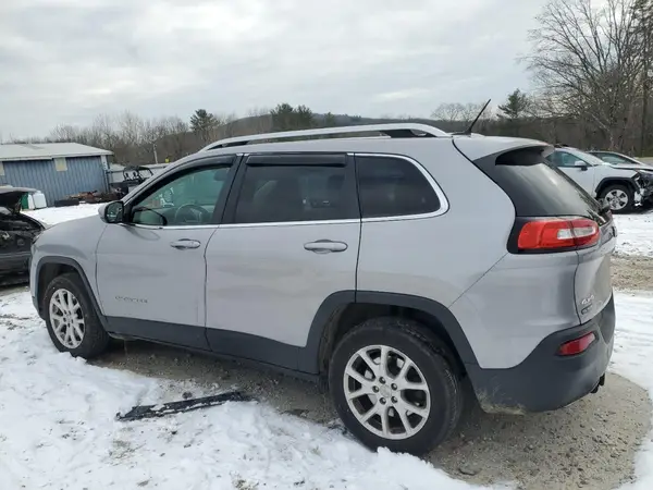 1C4PJMCX4JD558083 2018 JEEP GRAND CHEROKEE - Image 2