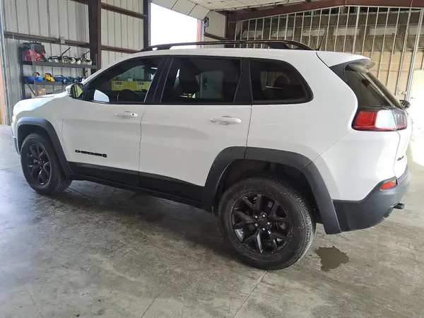 1C4PJMCX5LD506738 2020 JEEP GRAND CHEROKEE - Image 2