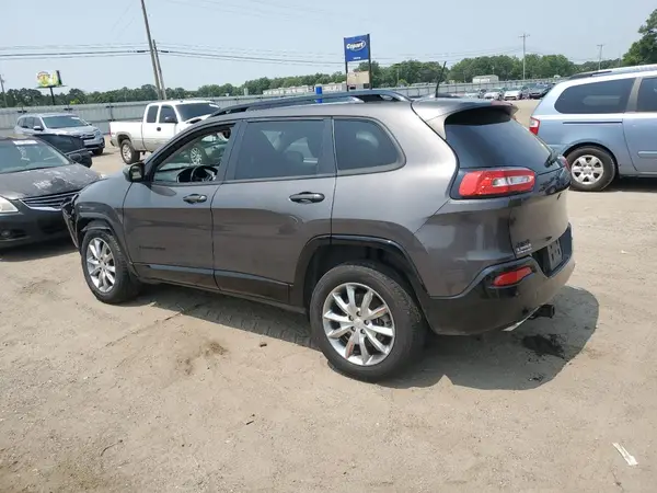 1C4PJMCXXJD586874 2018 JEEP GRAND CHEROKEE - Image 2