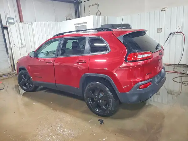 1C4PJMDB1HW620802 2017 JEEP GRAND CHEROKEE - Image 2