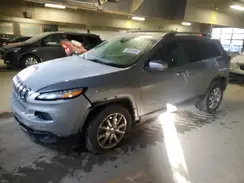 1C4PJMDB8GW240032 2016 JEEP GRAND CHEROKEE