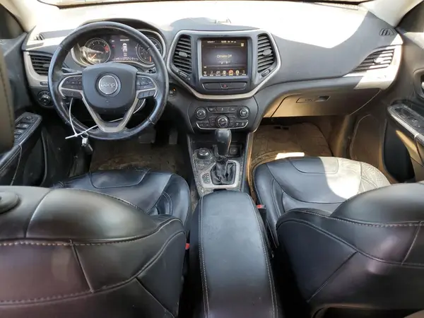 1C4PJMDB8HW544379 2017 JEEP GRAND CHEROKEE - Image 8