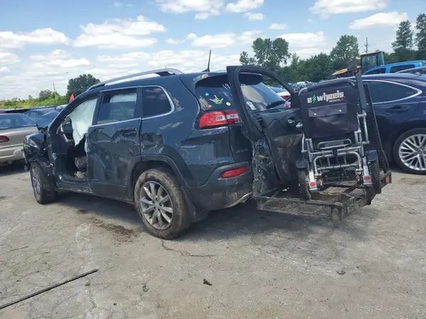 1C4PJMDB9JD599473 2018 JEEP GRAND CHEROKEE - Image 2