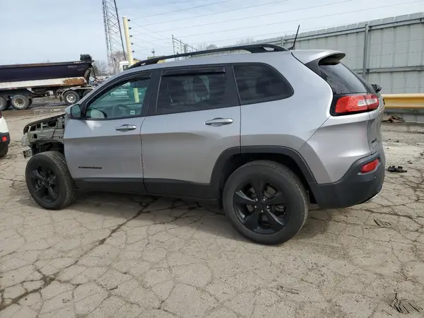 1C4PJMDS7HW634204 2017 JEEP GRAND CHEROKEE - Image 2