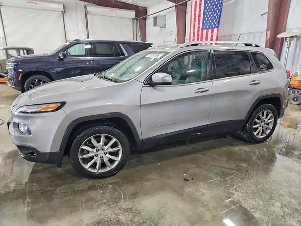 1C4PJMDS8HD223700 2017 JEEP GRAND CHEROKEE - Image 1