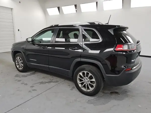 1C4PJMLB0KD423821 2019 JEEP GRAND CHEROKEE - Image 2