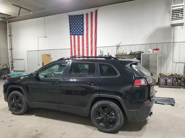 1C4PJMLB0MD205073 2021 JEEP GRAND CHEROKEE - Image 2