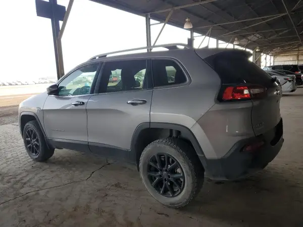 1C4PJMLB1JD539625 2018 JEEP GRAND CHEROKEE - Image 2