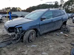 1C4PJMLB8KD389353 2019 JEEP GRAND CHEROKEE