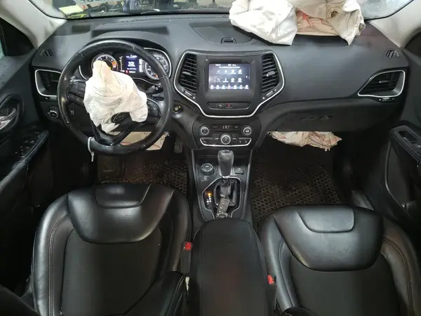 1C4PJMLB9LD576053 2020 JEEP GRAND CHEROKEE - Image 8