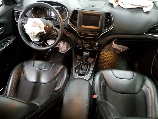 1C4PJMLX6KD301833 2019 JEEP GRAND CHEROKEE - Image 8