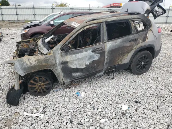 1C4PJMLXXKD251843 2019 JEEP GRAND CHEROKEE - Image 1