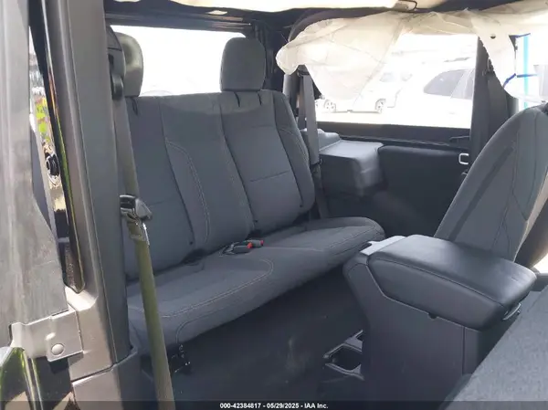 1C4PJXAG5RW368796 2024 JEEP WRANGLER - Image 8