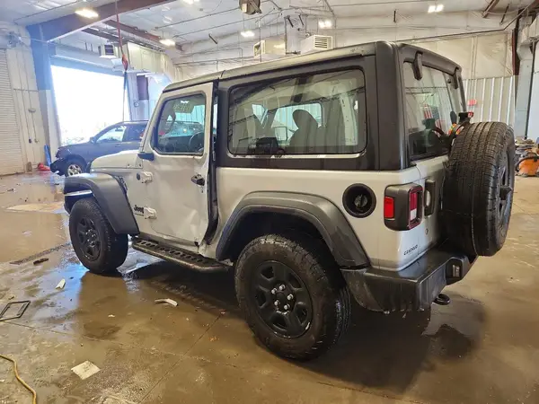 1C4PJXAG7RW304520 2024 JEEP WRANGLER - Image 2