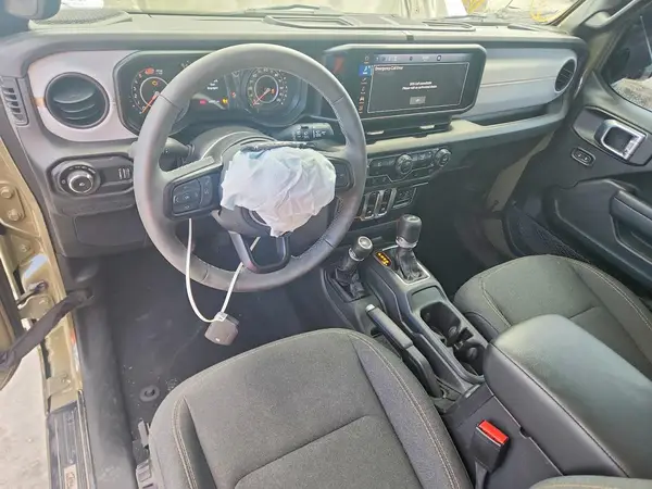 1C4PJXAN9SW532877 2025 JEEP WRANGLER - Image 8