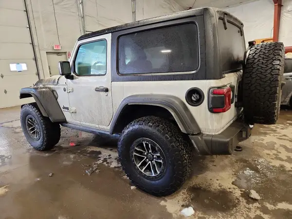 1C4PJXAN9SW603110 2025 JEEP WRANGLER - Image 2