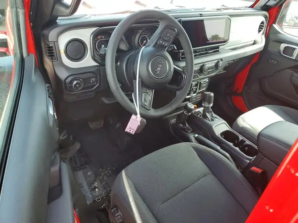 1C4PJXDG1TW186399 2026 JEEP WRANGLER - Image 8