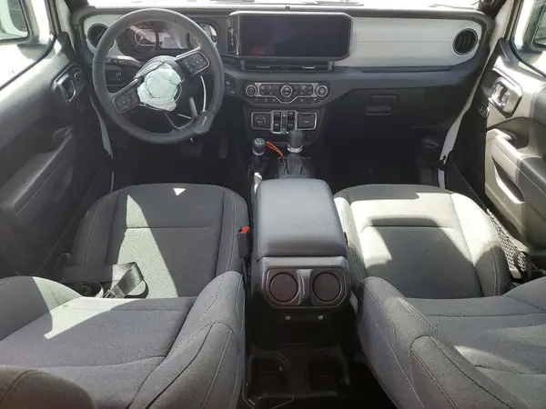 1C4PJXDG4SW608146 2025 JEEP WRANGLER - Image 8
