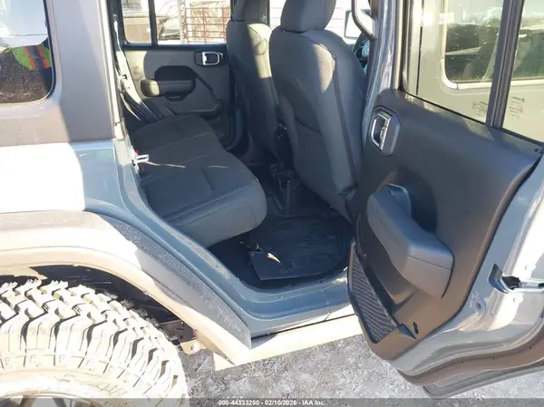 1C4PJXDG6TW169761 2026 JEEP WRANGLER - Image 8