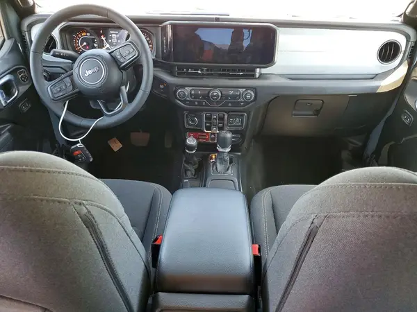1C4PJXDG6TW224452 2026 JEEP WRANGLER - Image 8