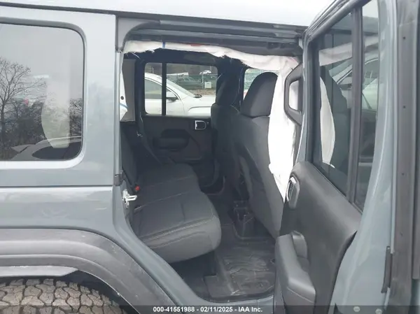 1C4PJXDG7RW263740 2024 JEEP WRANGLER - Image 8