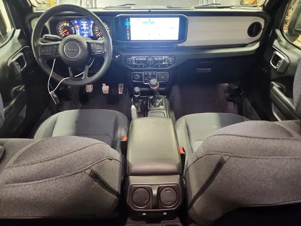1C4PJXDG7RW282420 2024 JEEP WRANGLER - Image 8