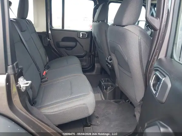 1C4PJXDG7SW583355 2025 JEEP WRANGLER - Image 8