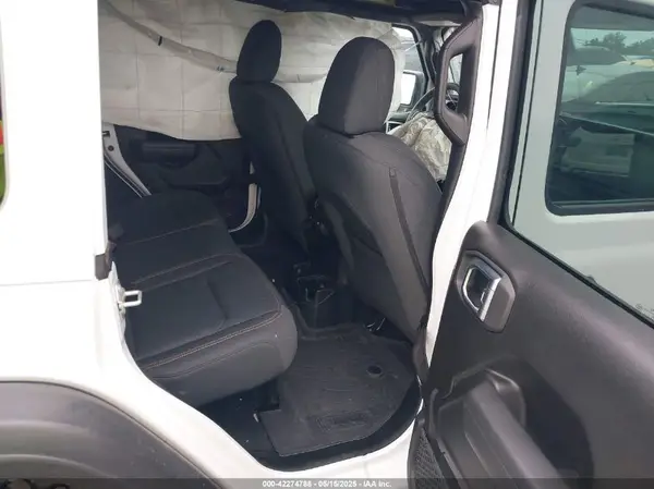 1C4PJXDG9RW289370 2024 JEEP WRANGLER - Image 8