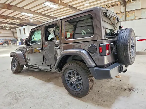 1C4PJXDGXTW282614 2026 JEEP WRANGLER - Image 2