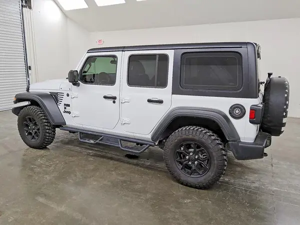 1C4PJXDN3SW552358 2025 JEEP WRANGLER - Image 2