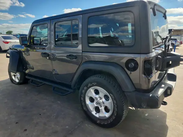 1C4PJXDN3TW167223 2026 JEEP WRANGLER - Image 2
