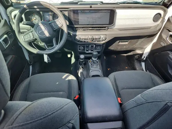 2025 JEEP WRANGLER auction photo 8