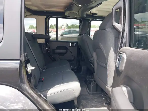 1C4PJXDN6RW123452 2024 JEEP WRANGLER - Image 8
