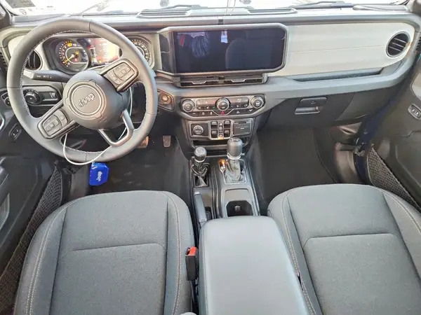 1C4PJXDN6SW517183 2025 JEEP WRANGLER - Image 8