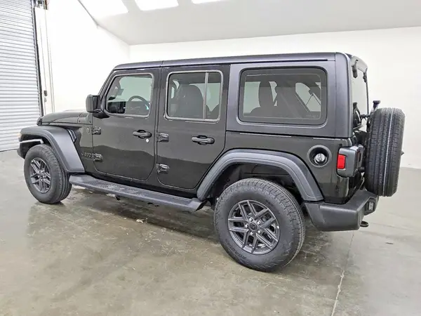 1C4PJXDN6TW167216 2026 JEEP WRANGLER - Image 2